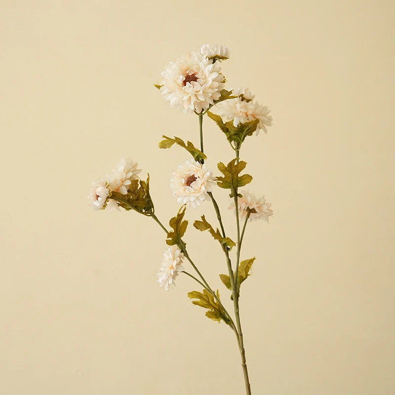 Dekorative Kunstblumen Karnz