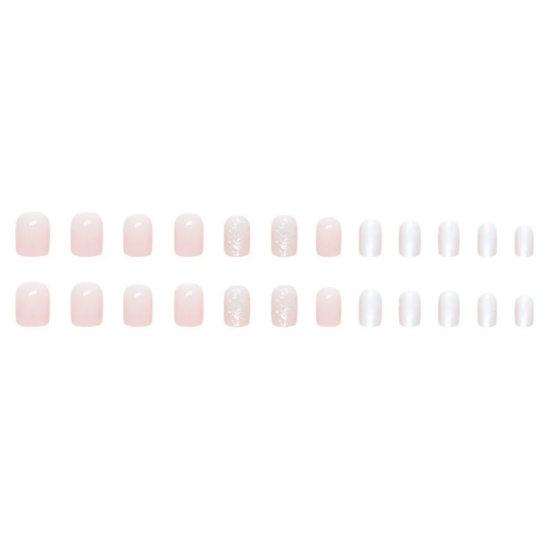 Eleganter Glänzender Press-On-Nagelset Karnz