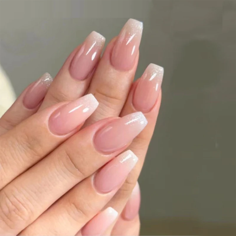 Glamouröse Glitzer-Stiletto Press-On Nägel Karnz
