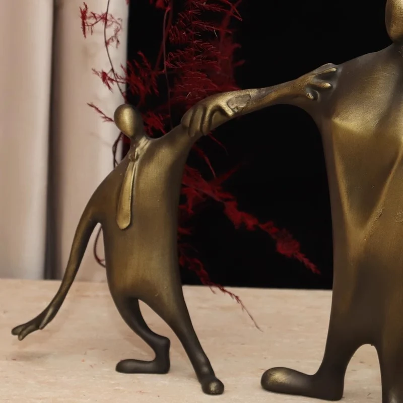 Elegante abstrakte figurative Skulptur