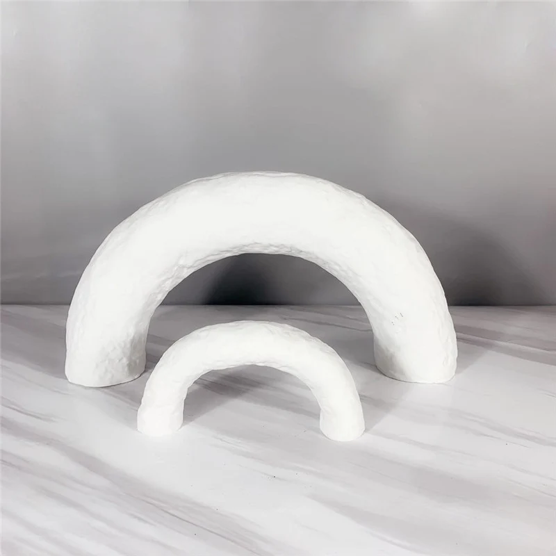 Abstrakte dekorative Bogen-Skulptur
