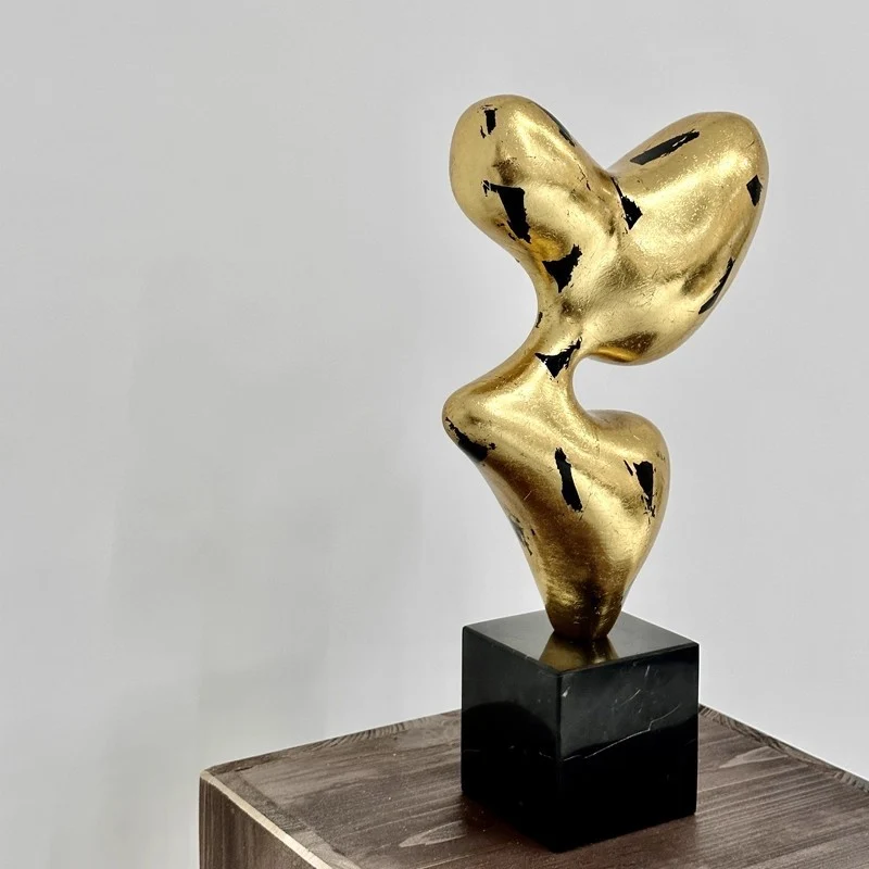 Abstrakte künstlerische Skulptur