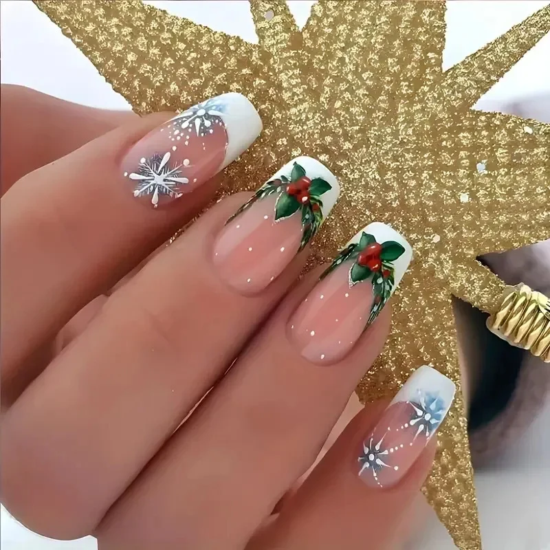 Künstlerische winterliche Nail Art Karnz