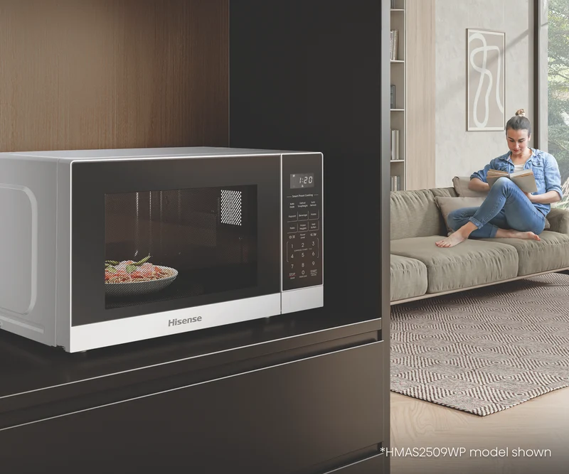 Hisense 25L 900W Countertop Microwave Pearl White