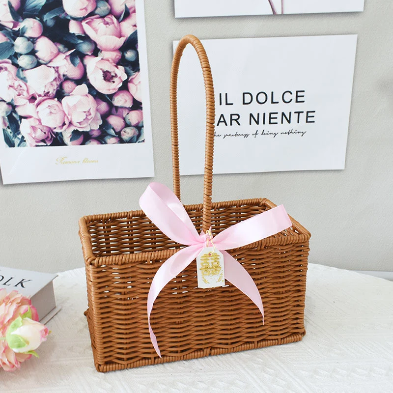 Chice Gewebte Handtasche mit Perlenakzent Karnz