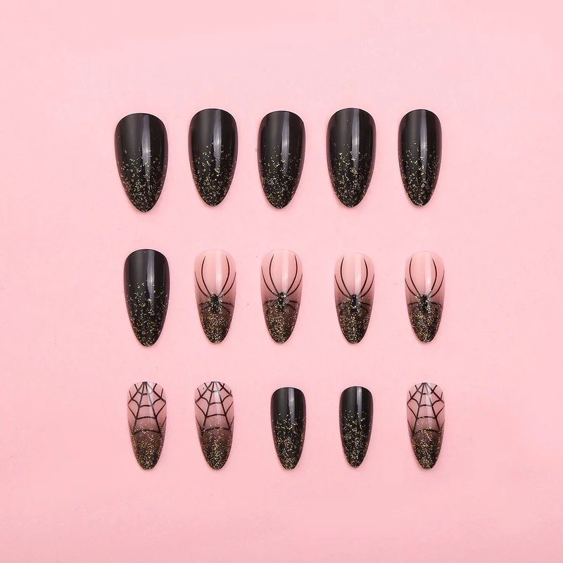 Stylisches Nagelkunstset Karnz