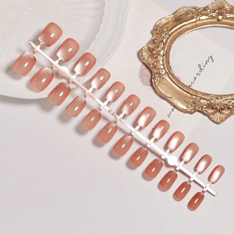 Schimmerndes Ombre Press-On Nagelset Karnz