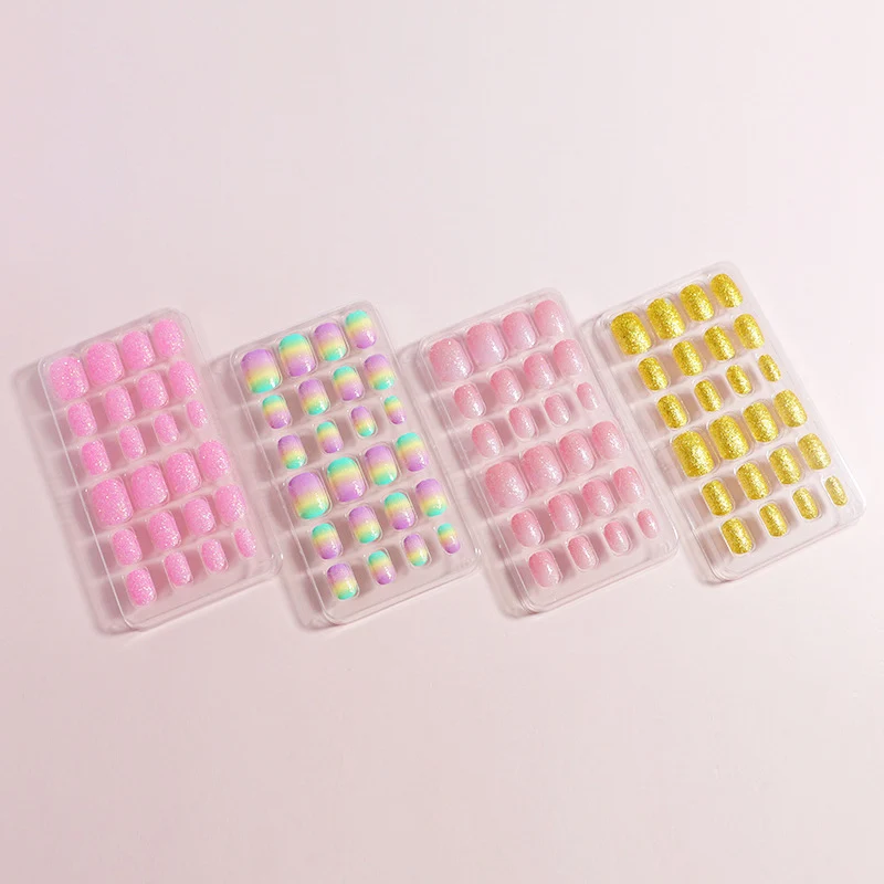 Press-On Nail Art Karnz