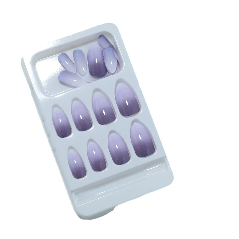 Natürliche Glossy Press-On Nail Tips Karnz