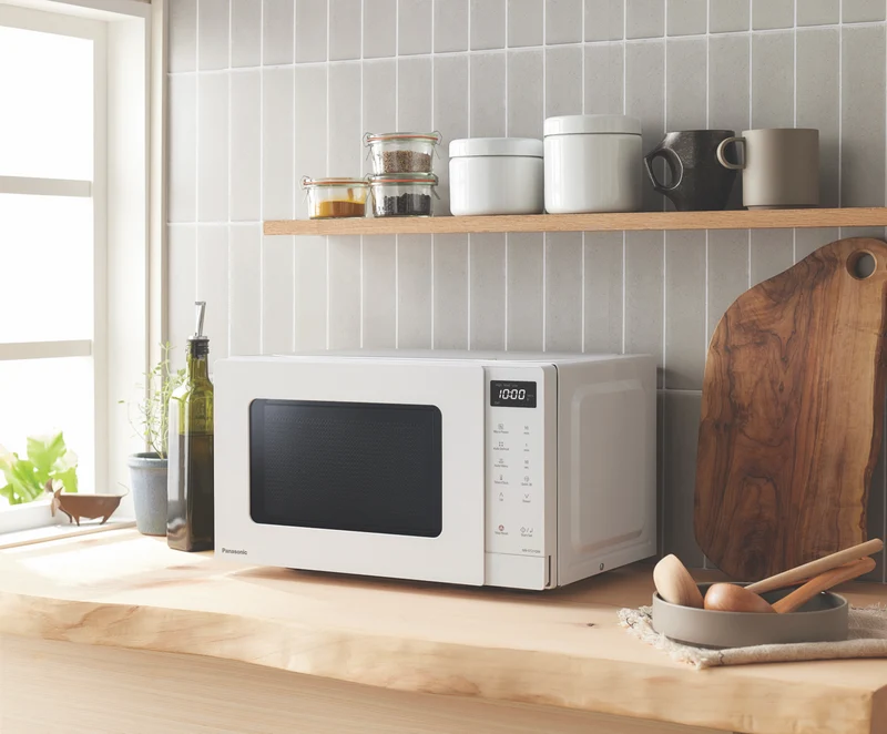 Panasonic 20L 800W Compact Microwave White