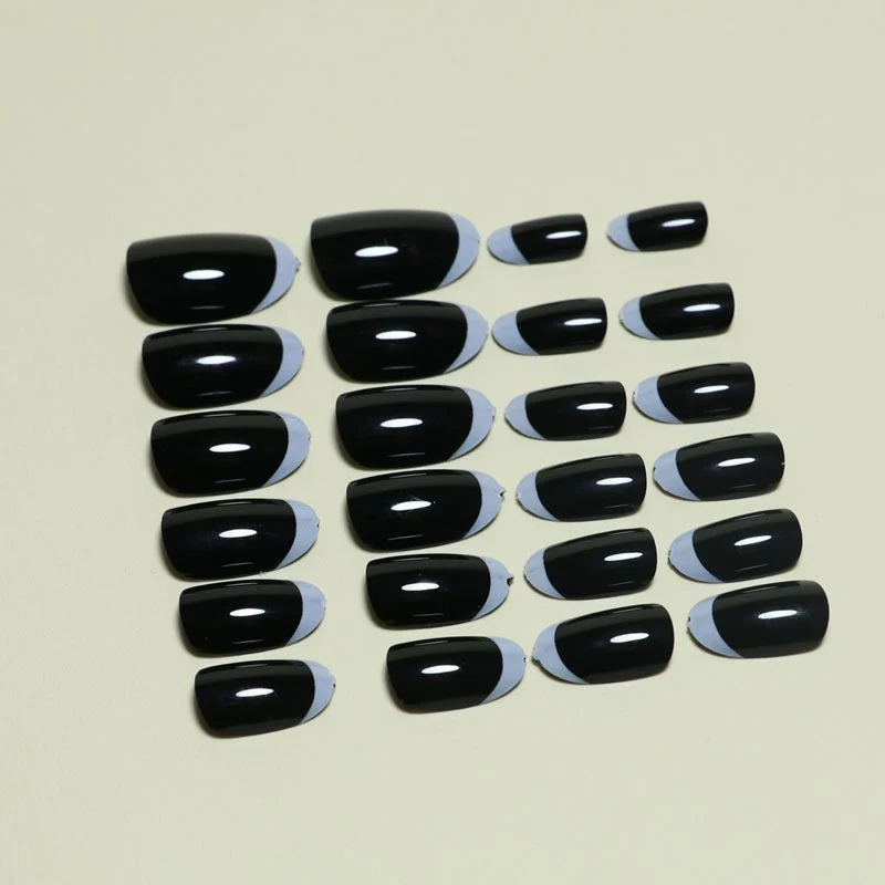 Elegante Stiletto French Tip Press-On Nägel Karnz