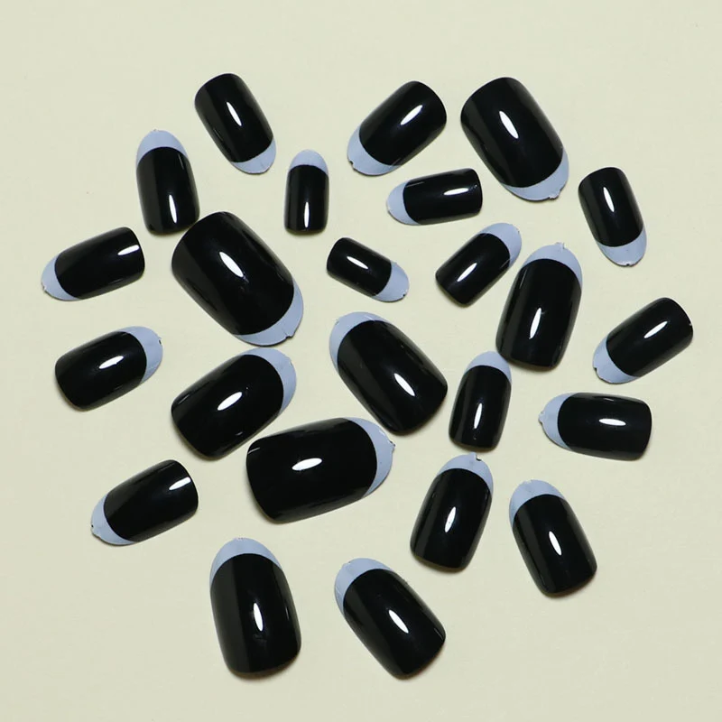 Elegantes French Tip Press-On Nail Set Karnz