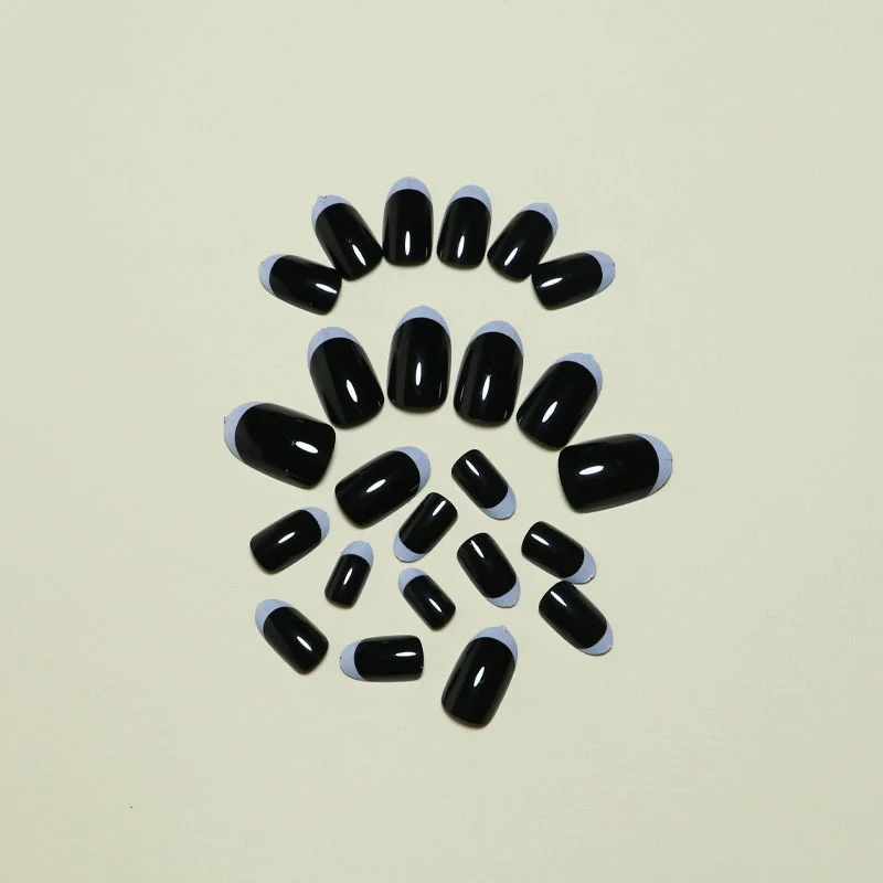 Elegantes French Tip Press-On Nail Set Karnz