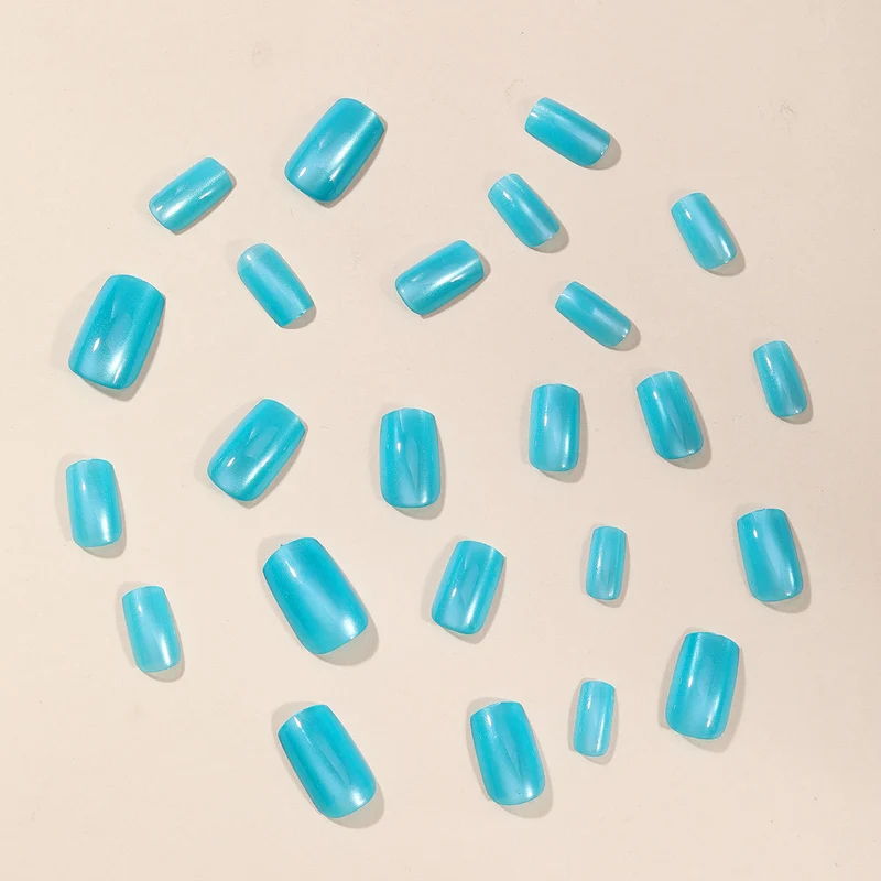 Glänzende Gradient-Nagelkunst-Erweiterungen Karnz