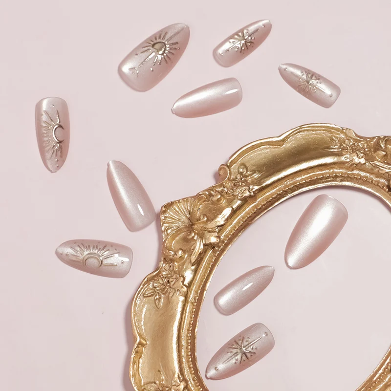 DIY Designer Press-On Nail Set Karnz