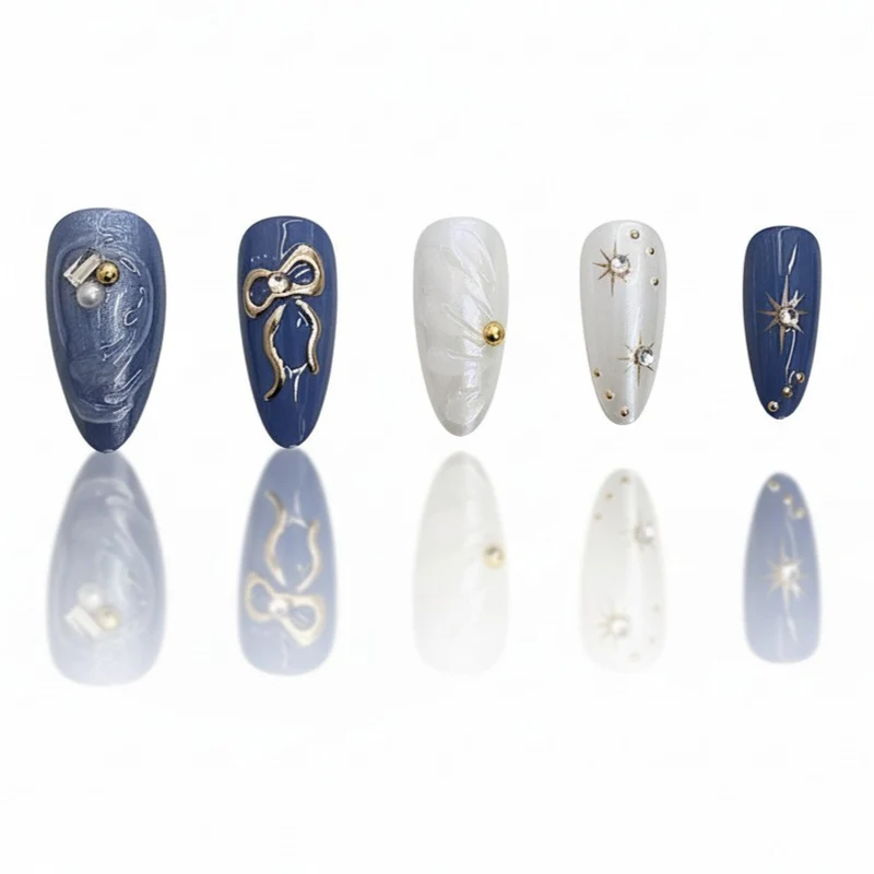 Künstlerisches Acryl Press-On Nagelset Karnz