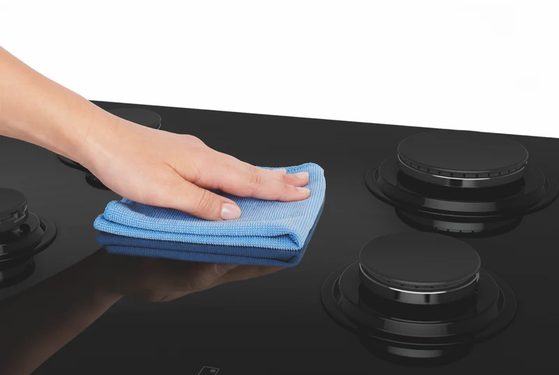 Westinghouse 90cm Gas on Glass Cooktop