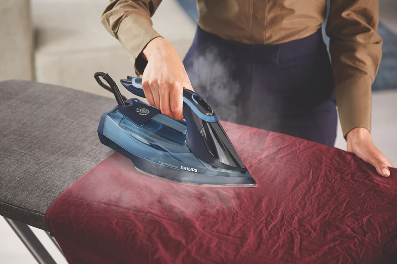Philips 8000 Series Steam Iron Blue