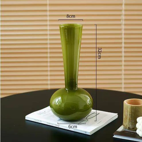 Elegante Designer-Vase Karnz