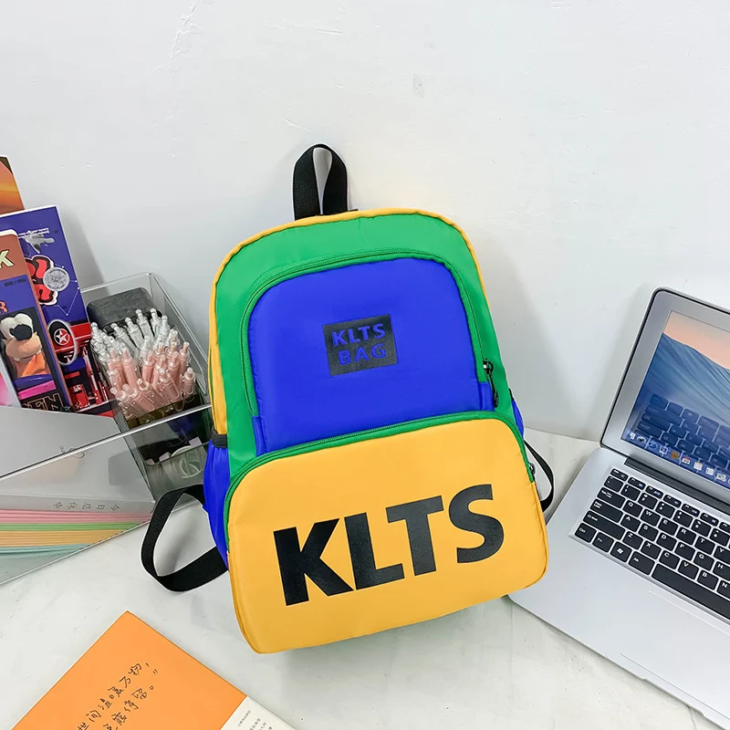 Retro-inspirierter Grafik-Rucksack Karnz