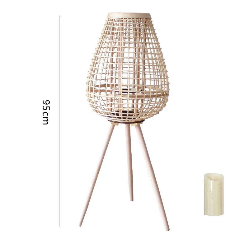 Dekorative Rattan-Laterne Karnz