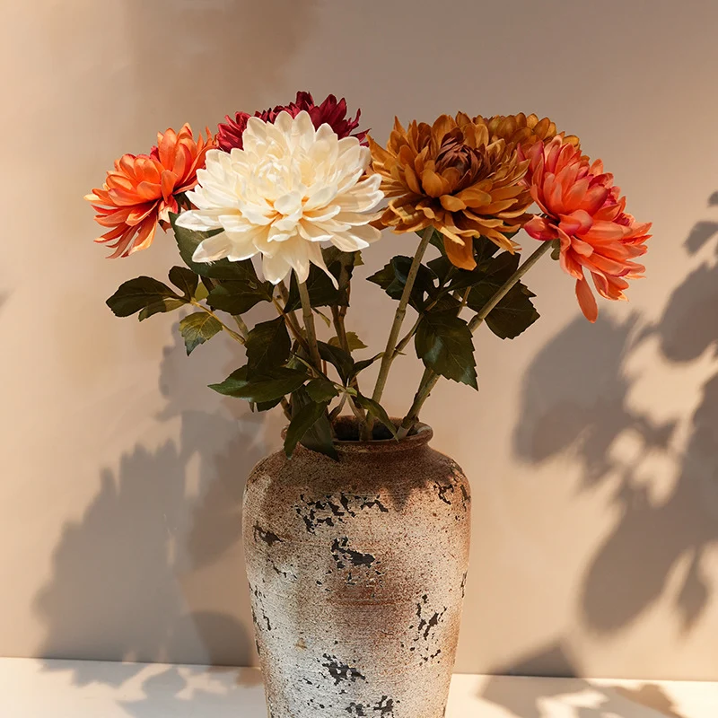 Dekorative Kunstblume Karnz