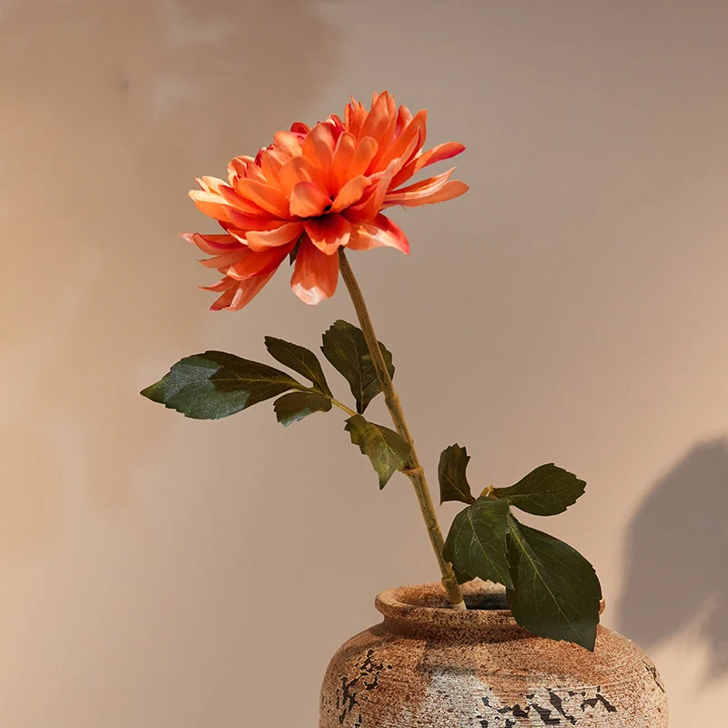 Dekorative Kunstblume Karnz