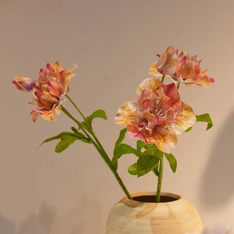 Edle Kunstblume Karnz