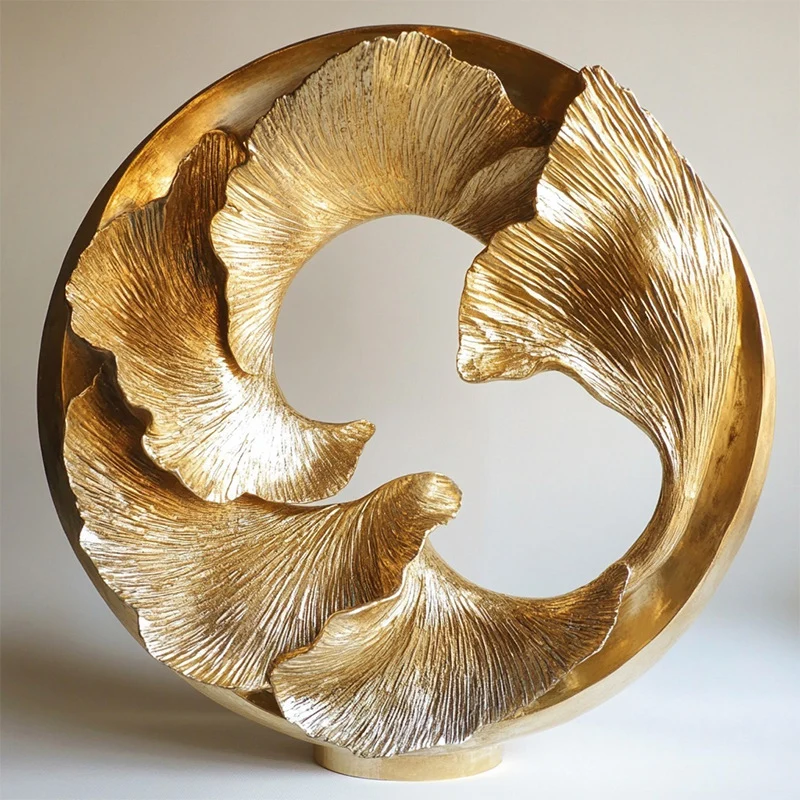 Elegante von Blättern inspirierte dekorative Skulptur