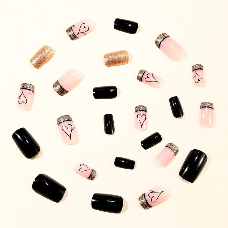 Elegante Glitter-Herz-Akzent-Nagelkunstverlängerungen Karnz