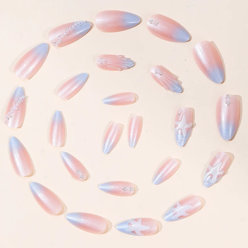 Elegante Perlen Acryl Nagelkunst Karnz
