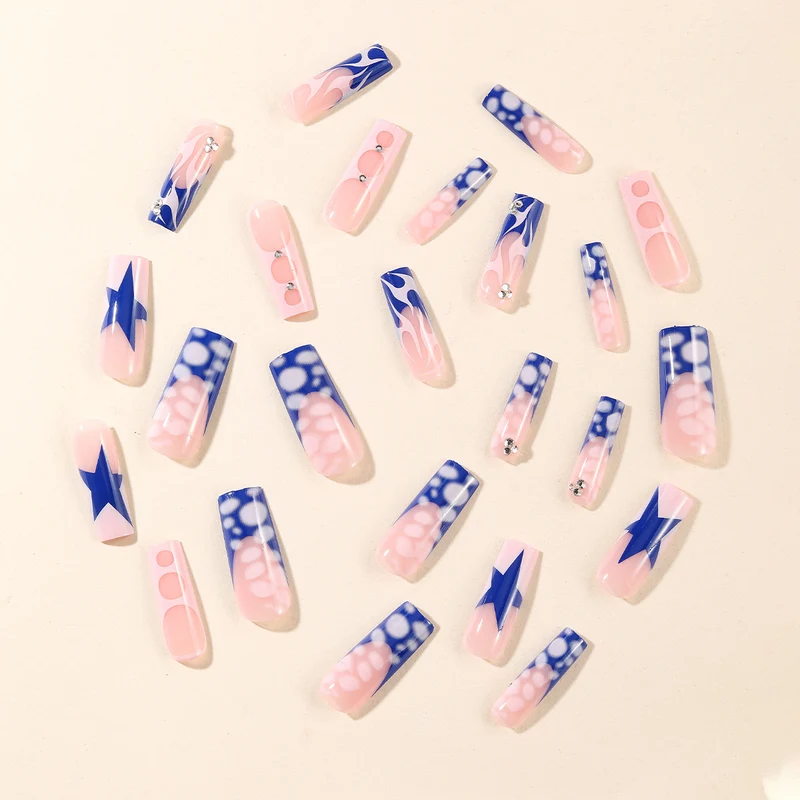 Designer Acryl-Nagelkunst Karnz