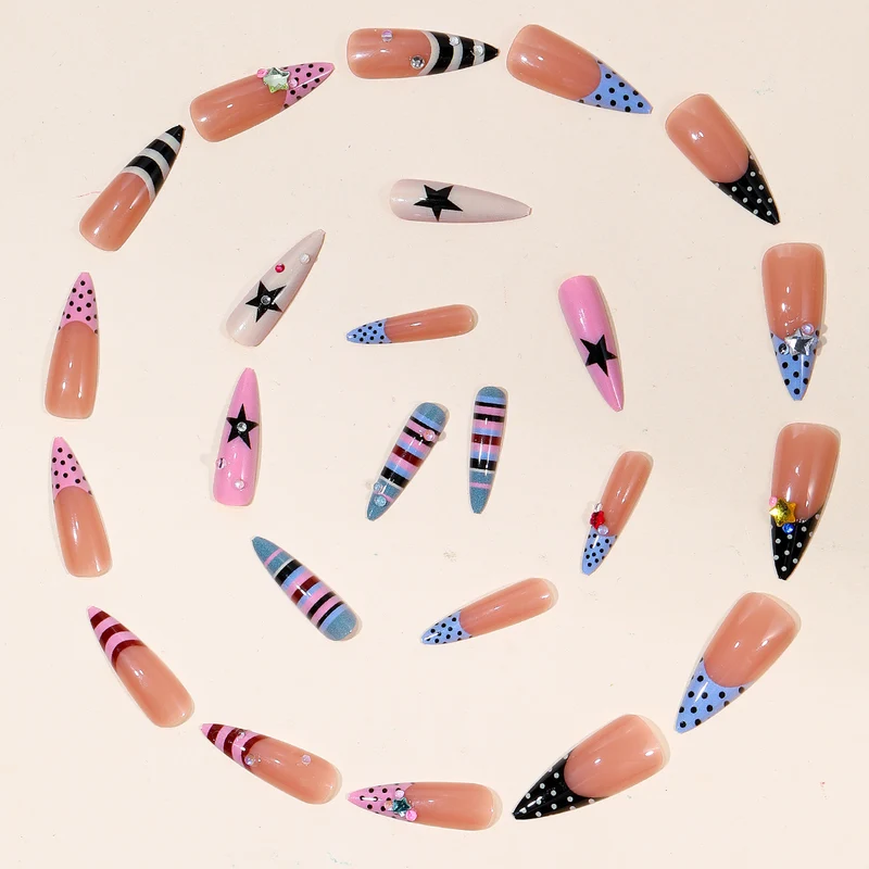 Dekorative Stiletto Nagelkunst Verlängerungen Karnz 1789713184