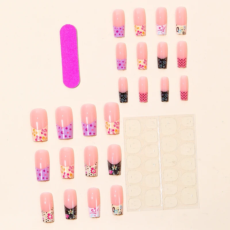 Künstlerische Acryl Nageldesigns Karnz