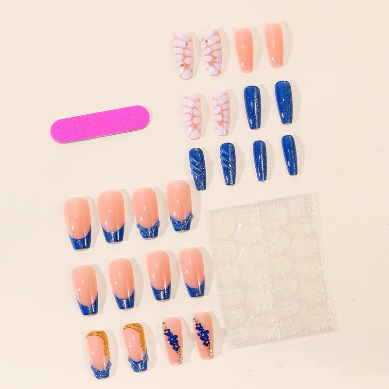 Künstlerische 3D Nagelkunstverlängerungen Karnz