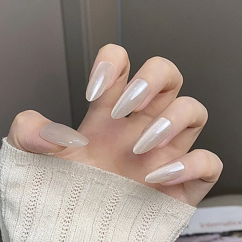 Elegantes Press-On-Nagelset mit Glitter- und Glanzfinish Karnz