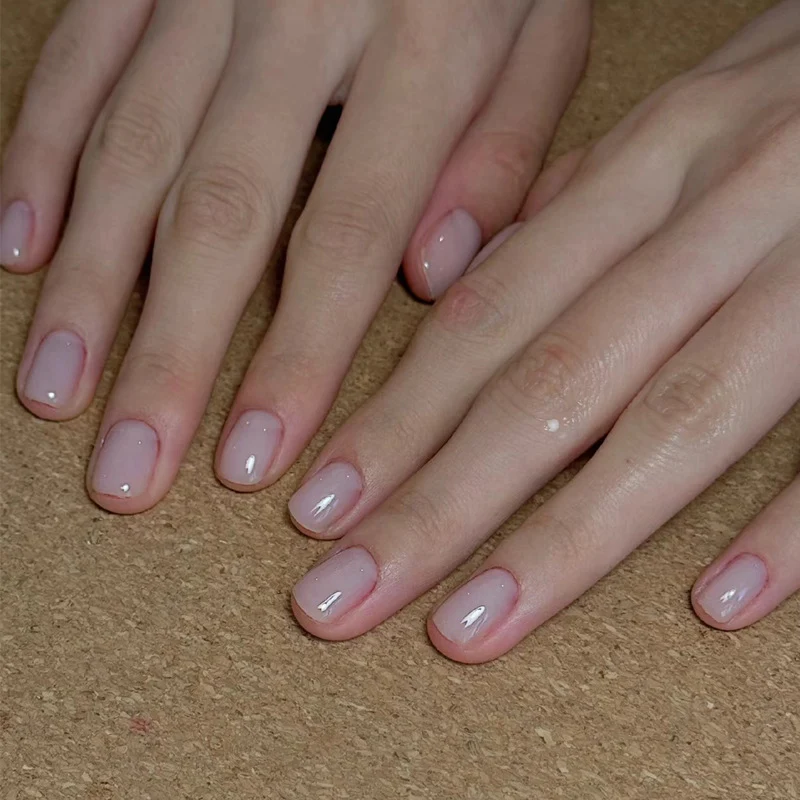 Elegantes Press-On-Nagelset mit Glitter- und Glanzfinish Karnz