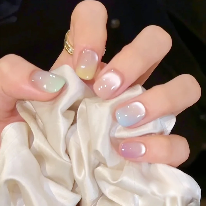 Elegante Nagelkunst Press-On Nägel Karnz