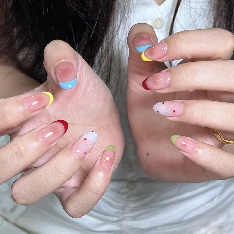 Elegante Nagelkunst Press-On Nägel Karnz