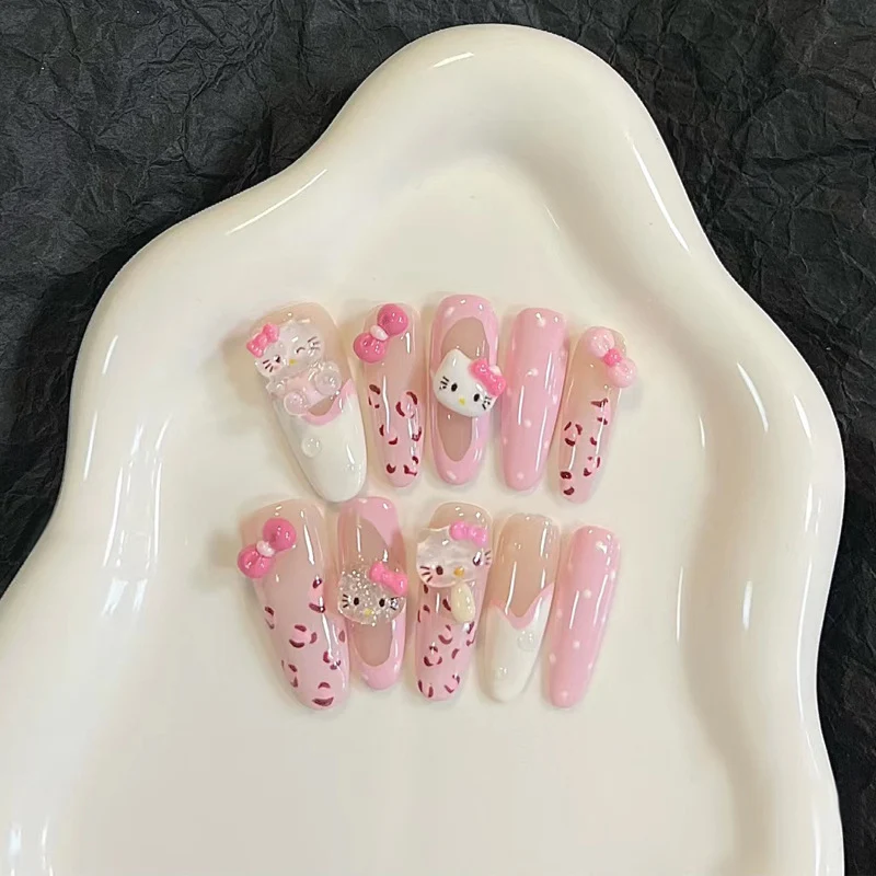 Stylische Press-On-Nageltips mit Leopardendesign Karnz
