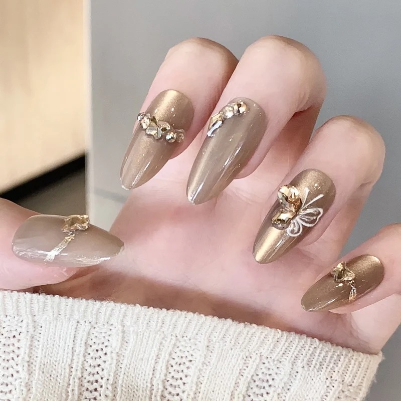 Stylische Press-On-Nageltips mit Leopardendesign Karnz