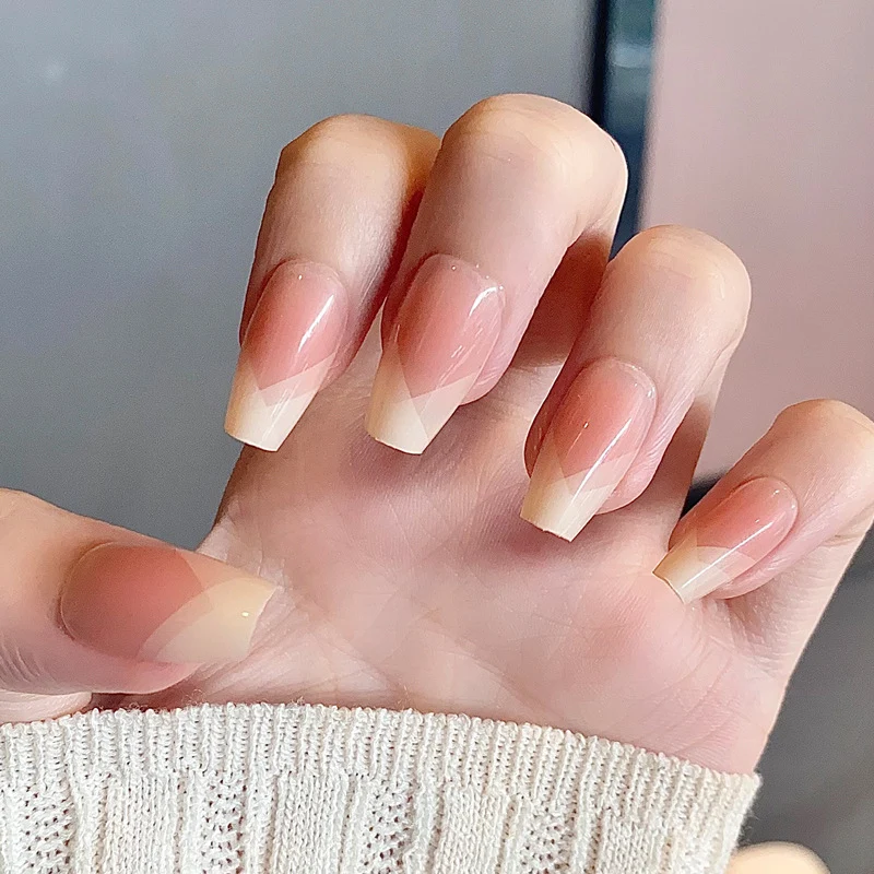 Stylische Press-On-Nageltips mit Leopardendesign Karnz