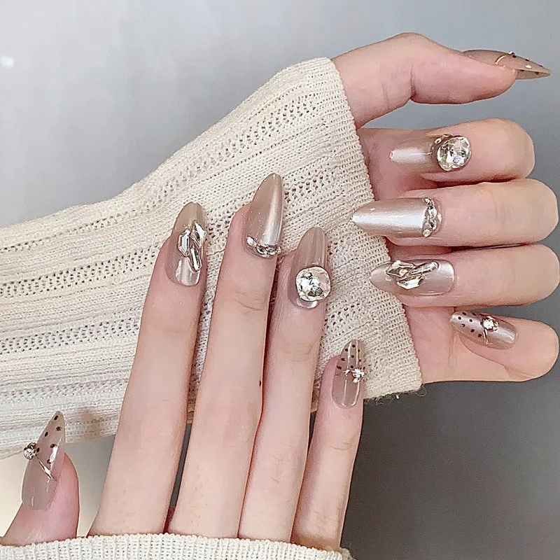 Stylische Press-On-Nageltips mit Leopardendesign Karnz
