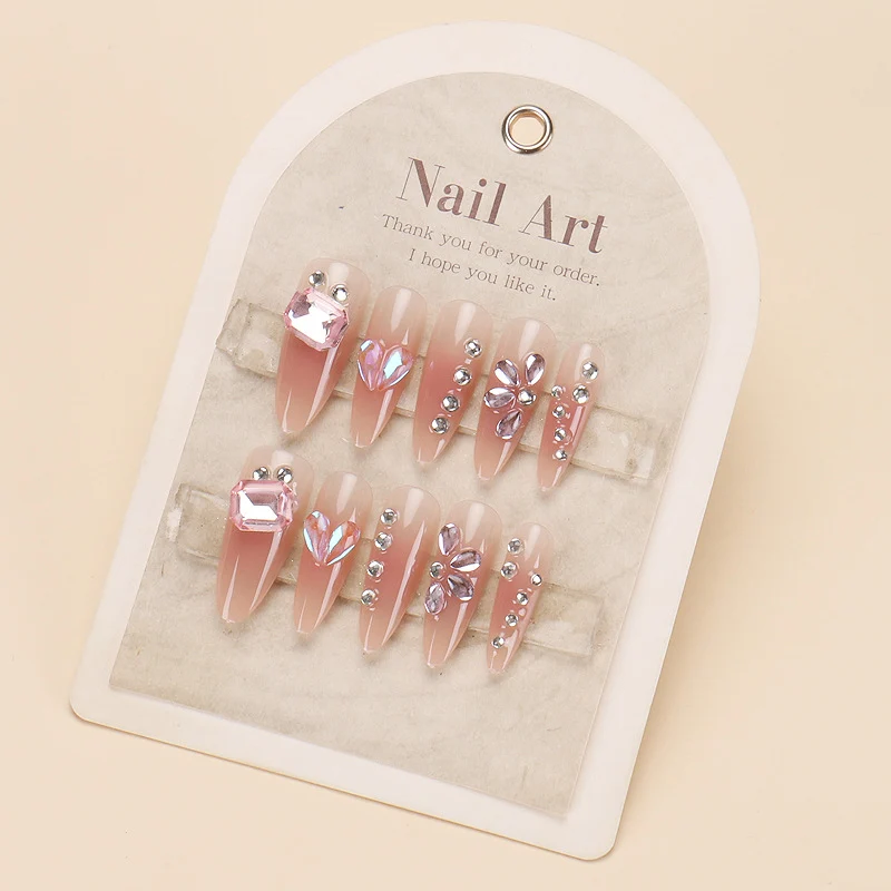 Luxus Press-On Nagelset mit Glitter-Akzenten Karnz