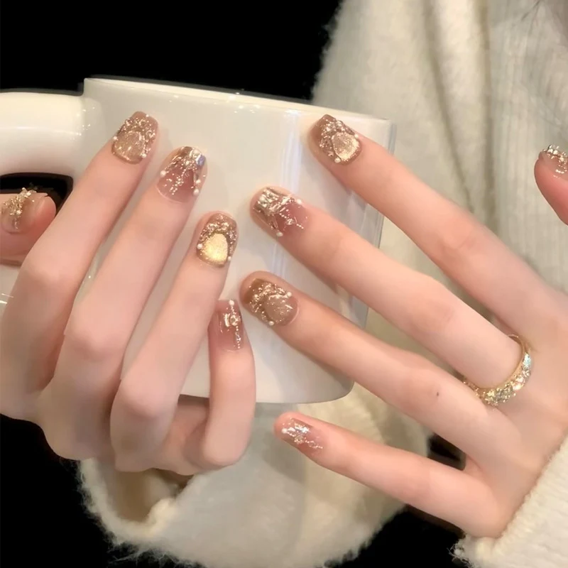Luxus Press-On Nagelset mit Glitter-Akzenten Karnz