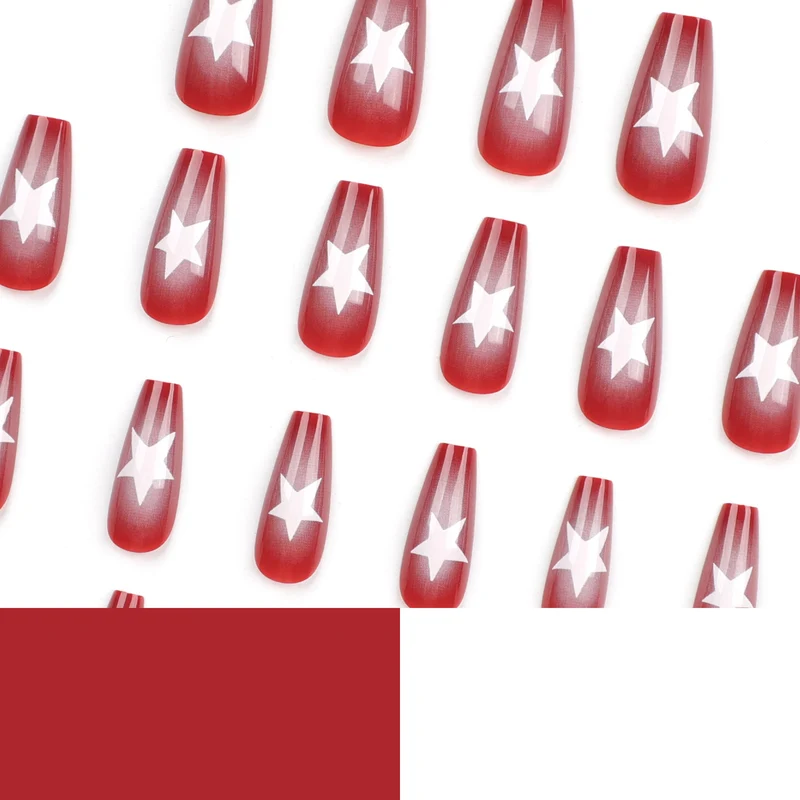 Kunstvolle Nagelkunst mit Sternenmuster Karnz