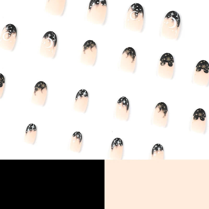 Kunstvolle Nagelkunst mit Mond- und Sternmotiven Karnz