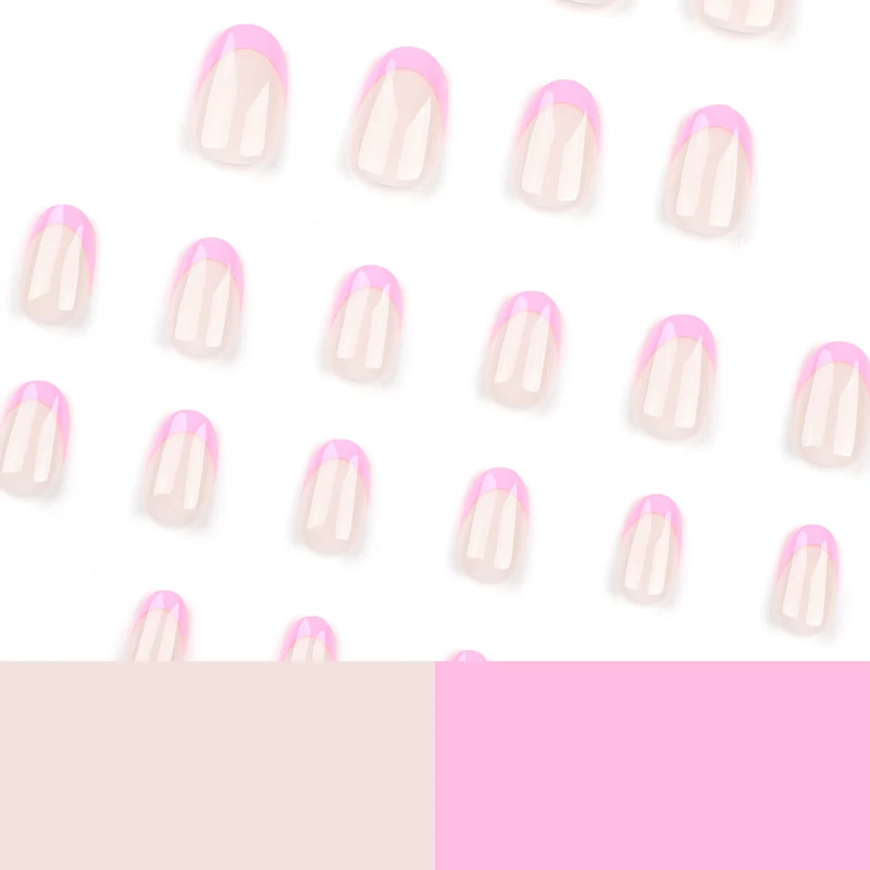 Kunstvolle Nagelkunst mit Glanz-Finish und elegantem French-Tip Karnz