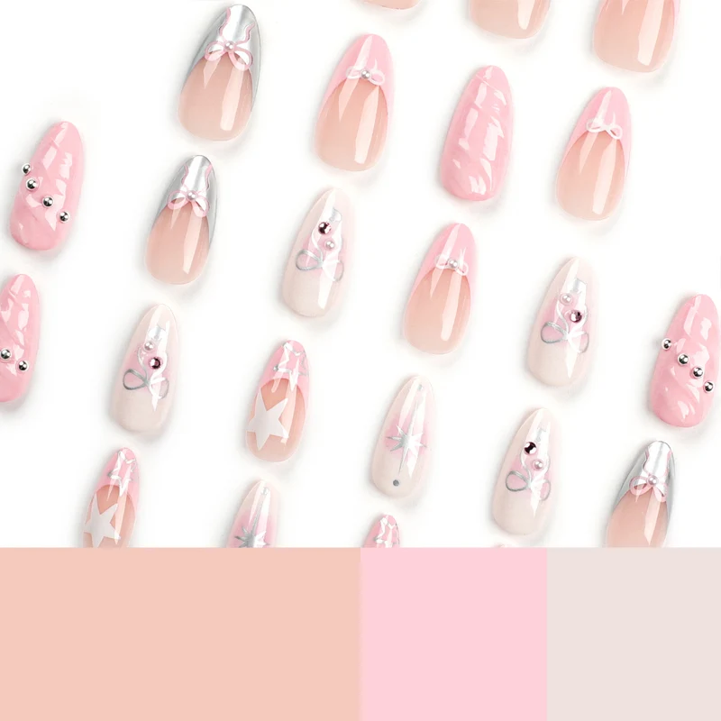 Kunstvolle Nagelkunst mit dekorativen Schleifen und Glitzerakzenten Karnz