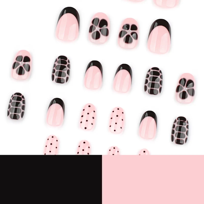 Kunstvolle Nagelkunst im kreativen Design Karnz